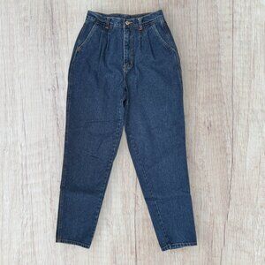 Vintage High Waist Wedgie Fit Pleated Tapered Jeans Size 10